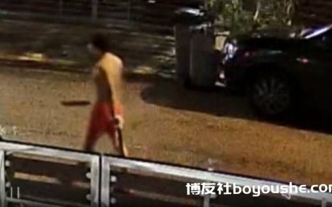 男子赤裸上身持刀破坏2车　邻居控诉饱受惊吓